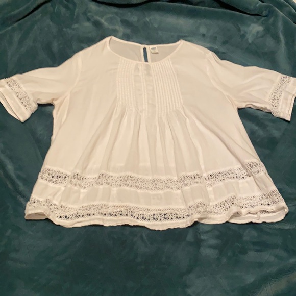 Old Navy Tops - Old Navy white bohemian top